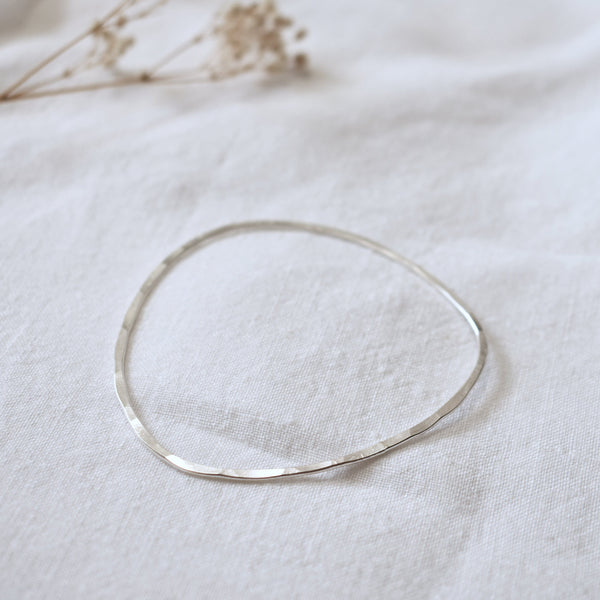 Sati Eclipse Bangle | Silver