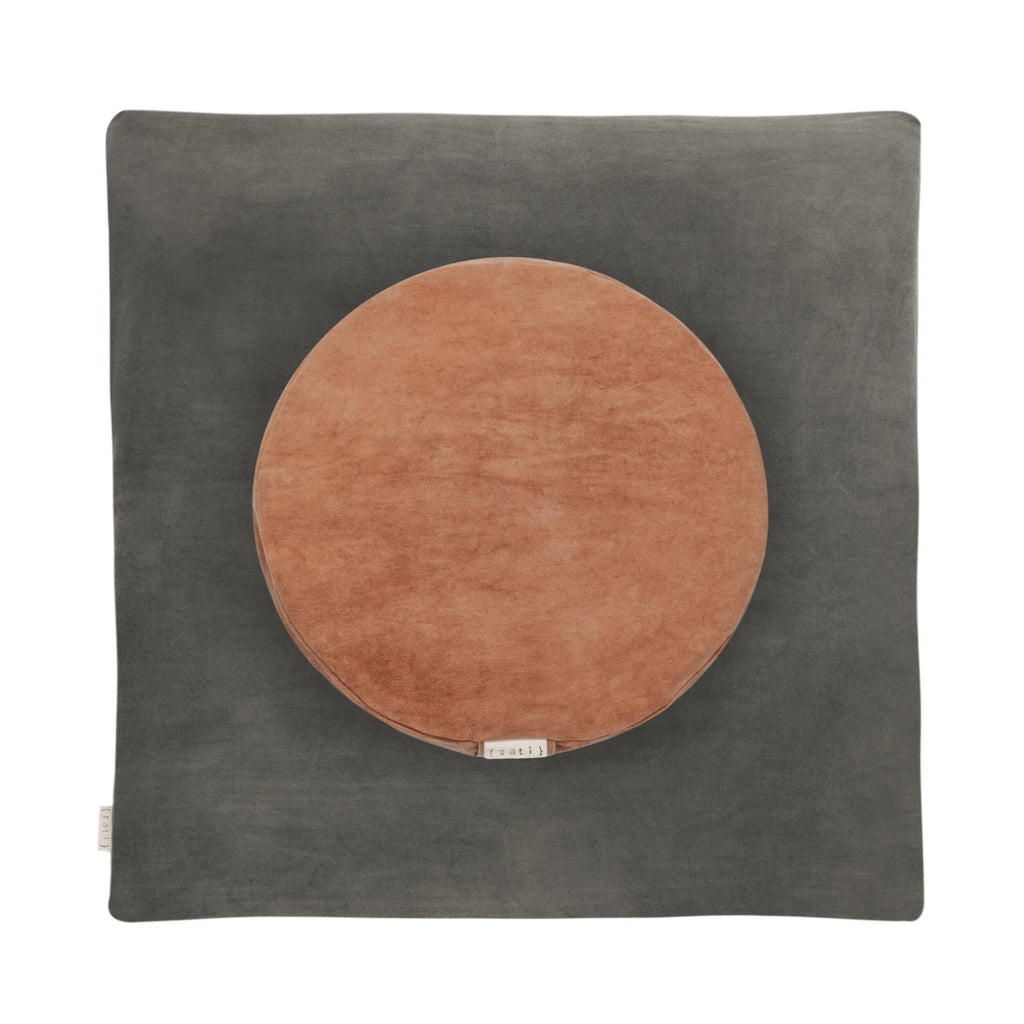 Sati Zafu Meditation Cushion Set | Graphite + Burnt Pink