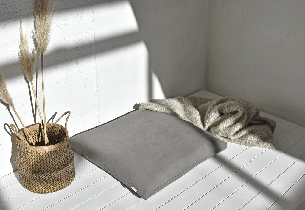 Sati Meditation Floor Cushion | Graphite
